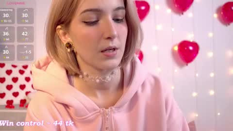 Kate  online show from 02/18/25, 02:16