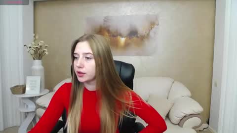 kissme_now online show from 11/03/25, 02:29