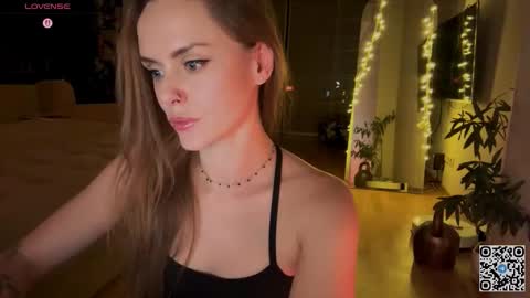 Emma online show from 10/30/25, 10:32