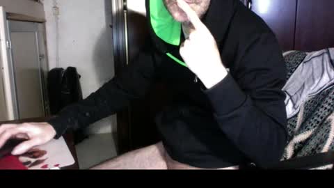 kissofbanned1983 online show from 12/14/25, 02:11