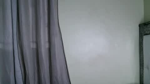 kisssmiles online show from 10/18/25, 05:32