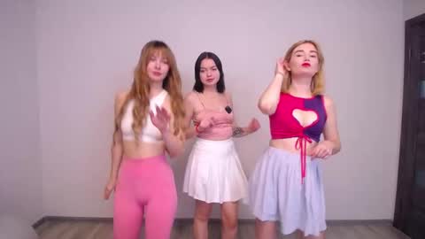 Vikki Rose online show from 10/25/25, 03:07