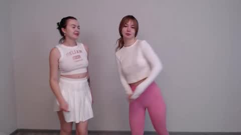 Vikki Rose online show from 10/28/25, 03:04