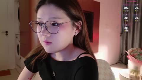 Snapshot of kitayamachu chatting on 09/21/25, 03:41 Aya online show from 09/21/25, 03:41