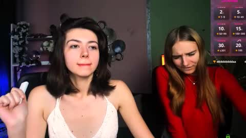 Snapshot of kitniss_dreamy chatting on 11/25/25, 01:55 kitniss online show from 11/25/25, 01:55