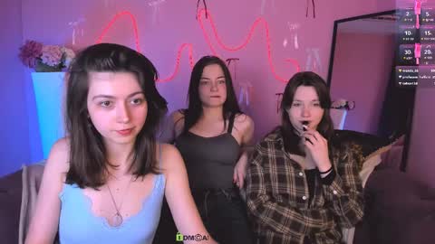 kitniss online show from 04/10/26, 07:29
