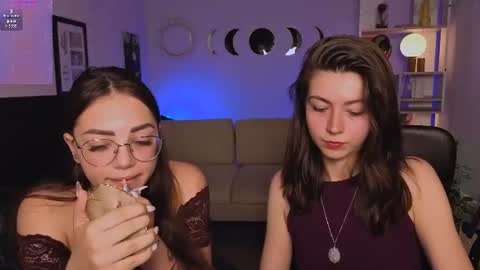 kitniss online show from 06/28/26, 07:20