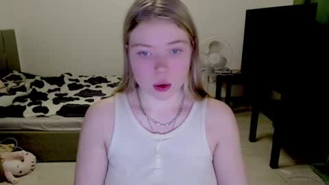 Jennyblonde and Emmabrunette online show from 12/23/24, 05:11
