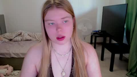 Jennyblonde and Emmabrunette online show from 05/27/26, 01:30
