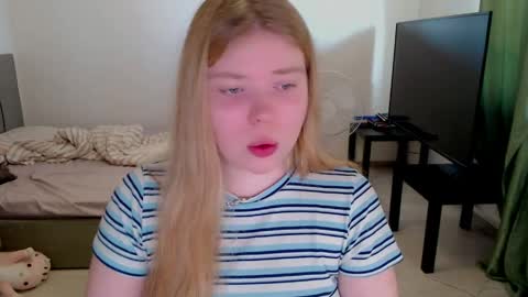 Jennyblonde and Emmabrunette online show from 06/03/26, 03:06