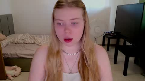 Jennyblonde and Emmabrunette online show from 06/10/26, 03:55