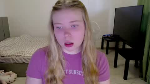 Jennyblonde and Emmabrunette online show from 07/21/26, 03:14