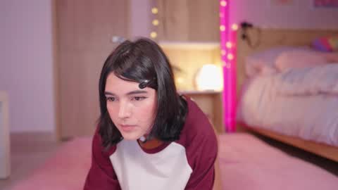      online show from 12/03/25, 11:36