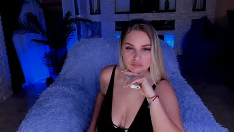 kittiliza online show from 01/10/25, 10:15