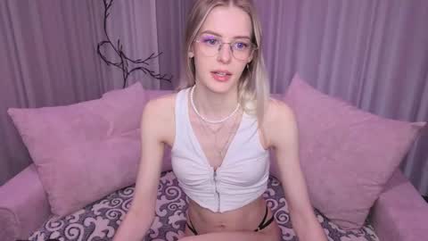 Kitty online show from 06/04/26, 12:49