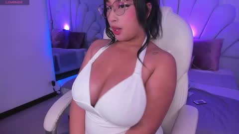 Snapshot of kitty__rouse chatting on 12/22/25, 12:18 Kitty online show from 12/22/25, 12:18