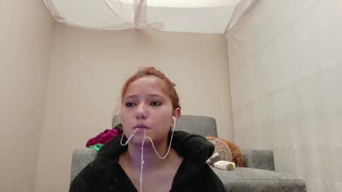 Snapshot of kitty__sin chatting on 05/25/26, 04:07 kitty__sin online show from 05/25/26, 04:07