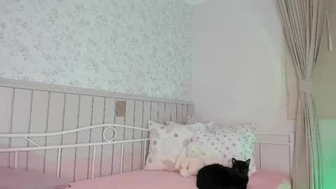 sophie online show from 05/03/26, 04:13