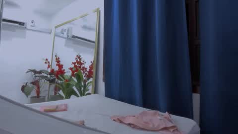 kitty_and_masterboy online show from 11/25/25, 02:33