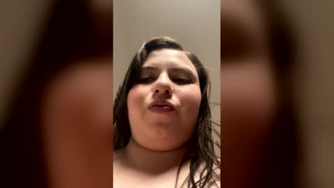 Kitty online show from 12/21/25, 08:16