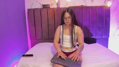 Kate online show from 10/10/25, 07:24