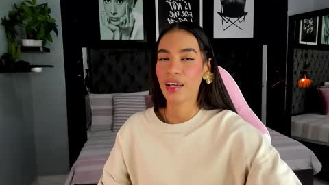 Kitty online show from 09/28/25, 10:09