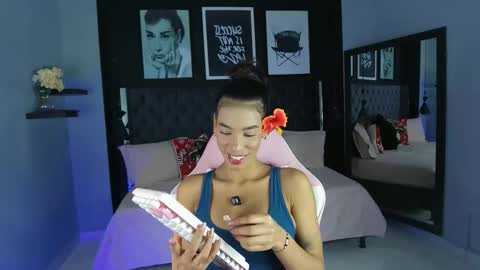 Kitty online show from 11/23/25, 11:32