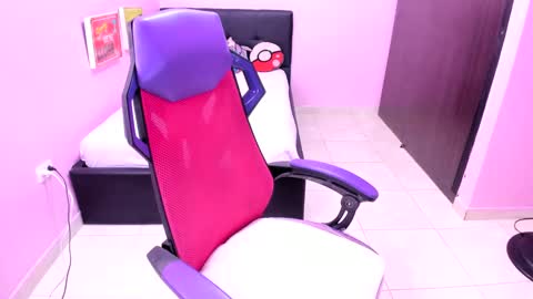 kitty_doll_squirt online show from 10/09/25, 01:53