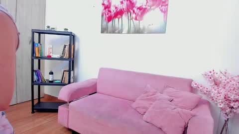Snapshot of kitty_f00x chatting on 05/31/26, 07:15 kitty_f00x online show from 05/31/26, 07:15