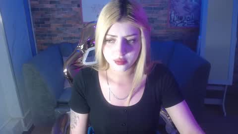 kitty_fox_b online show from 12/09/24, 06:57