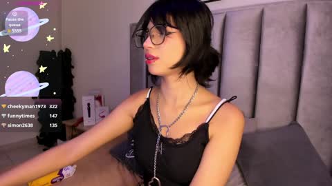 Snapshot of kitty_gang chatting on 12/05/24, 05:04 Camila online show from 12/05/24, 05:04