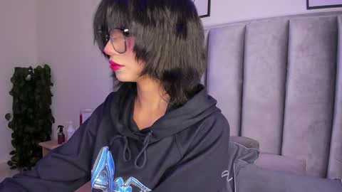 Snapshot of kitty_gang chatting on 12/10/24, 02:48 Camila online show from 12/10/24, 02:48