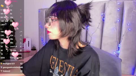 Snapshot of kitty_gang chatting on 12/16/24, 05:49 Camila online show from 12/16/24, 05:49