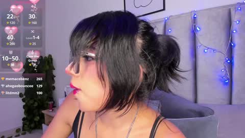 Snapshot of kitty_gang chatting on 12/28/24, 08:58 Camila online show from 12/28/24, 08:58