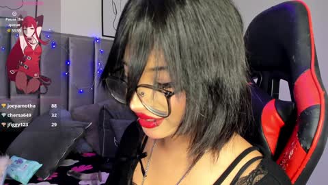 Snapshot of kitty_gang chatting on 01/29/25, 06:22 Camila online show from 01/29/25, 06:22
