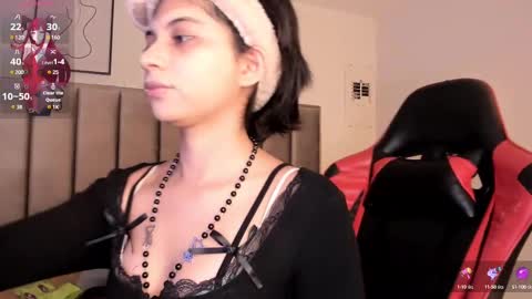 Snapshot of kitty_gang chatting on 02/25/25, 02:36 Camila online show from 02/25/25, 02:36