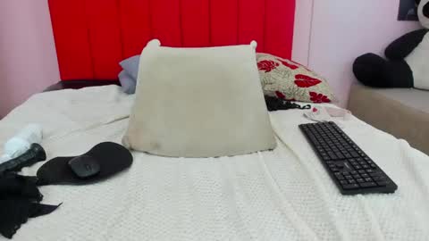 kitty_hot_sex_ online show from 03/21/26, 08:19