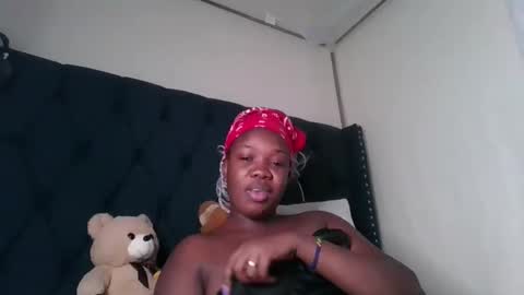 kitty_kerry online show from 11/04/25, 10:20