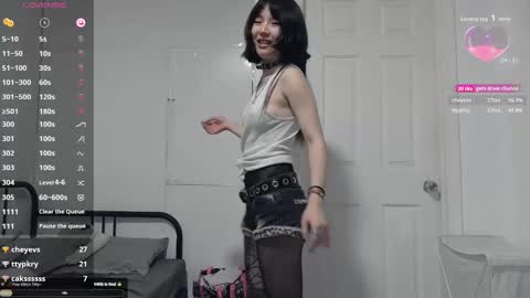 Kitty online show from 09/20/25, 12:55