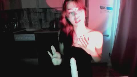 kitty mila online show from 10/01/25, 11:38