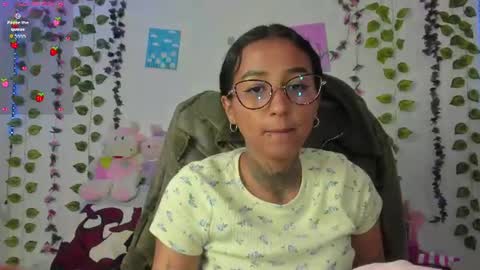 Snapshot of kitty_moon2 chatting on 06/30/26, 12:22 Kitty online show from 06/30/26, 12:22