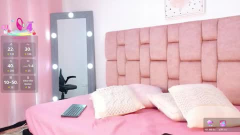 Kitty Rose online show from 12/17/25, 07:09