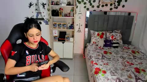 kitty_scoot online show from 09/12/25, 01:06
