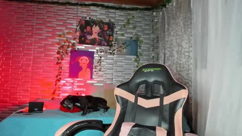 Snapshot of kitty_violet_ chatting on 11/09/25, 06:23 violet online show from 11/09/25, 06:23