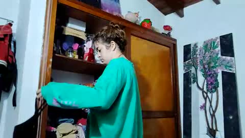  kitty independent model online show from 09/24/25, 01:42