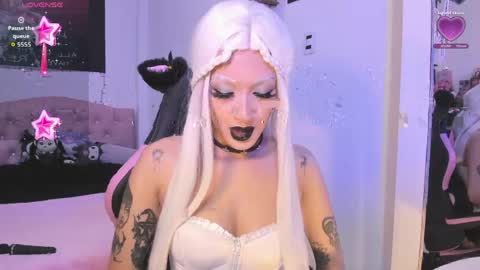 Kitty Goth  online show from 05/11/26, 11:13