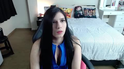 Isabel online show from 02/06/25, 11:37