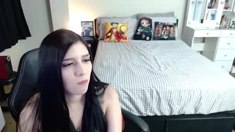 Isabel online show from 02/18/25, 01:32