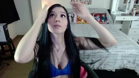 Isabel online show from 05/05/26, 02:19
