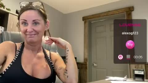 kittykattlove2 online show from 06/26/26, 03:38
